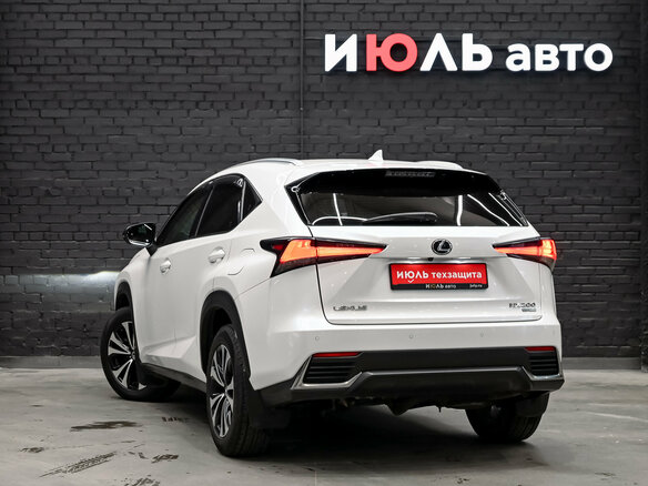 2019 Lexus NX 200 I Рестайлинг, белый, 3650000 рублей - вид 7