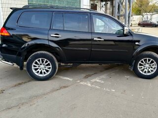 2010 Mitsubishi Pajero Sport II, чёрный, 1700000 рублей, вид 4