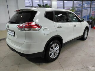 2015 Nissan X-Trail III, белый, 1799000 рублей, вид 5