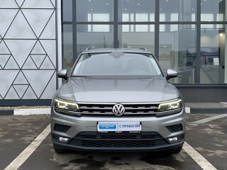 2019 Volkswagen Tiguan II, серебристый, 2599000 рублей, вид 2