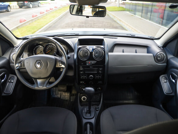 2017 Renault Duster I Рестайлинг, серый, 1338000 рублей - вид 10