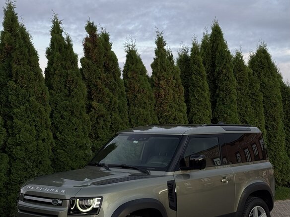 2021 Land Rover Defender 90 II, зелёный, 6650000 рублей - вид 9