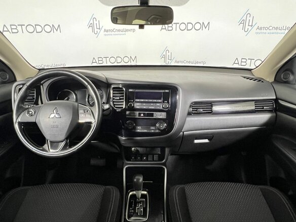 2018 Mitsubishi Outlander III Рестайлинг 2, чёрный, 1649900 рублей - вид 10