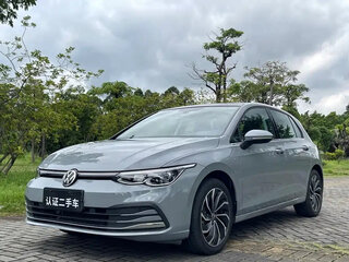 2024 Volkswagen Golf VIII, серый, 2020007 рублей, вид 2