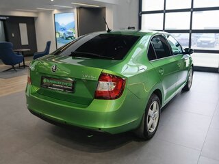 2017 Skoda Rapid I, зелёный, 1259000 рублей, вид 4