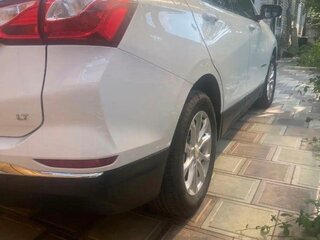 2019 Chevrolet Equinox III, белый, 1800000 рублей, вид 3