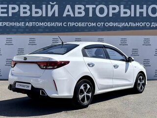 2021 Kia Rio IV Рестайлинг, белый, 1149000 рублей, вид 5