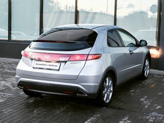 2007 Honda Civic VIII, серебристый, 775000 рублей, вид 5