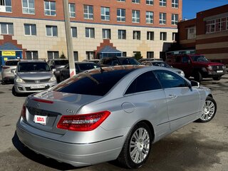 2011 Mercedes-Benz E-Класс 250 5G-Tronic IV (W212, S212, C207), серебристый, 1650000 рублей, вид 5