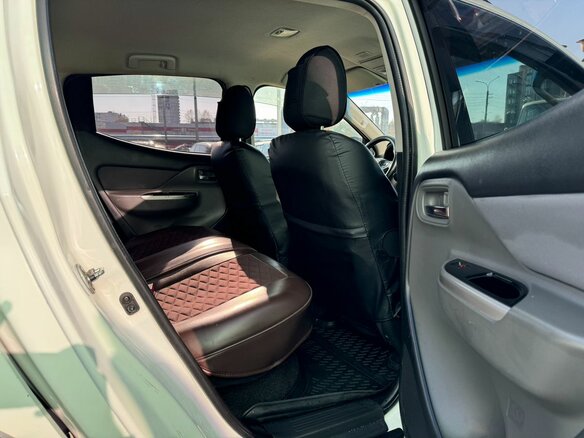2017 Mitsubishi L200 V, белый - вид 12