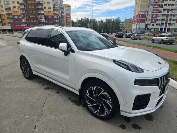 2021 Lynk & Co 09 MHEV, белый, 3690000 рублей - вид 2