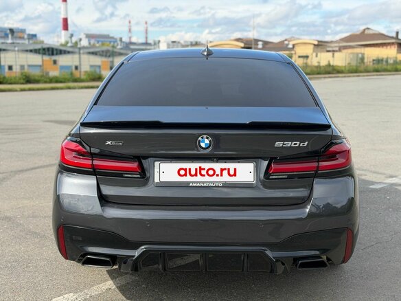 2019 BMW 5 серии 530d xDrive VII (G30/G31/G38), серый, 4040000 рублей - вид 4