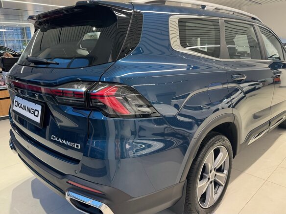 2026 Geely Okavango I Рестайлинг, синий, 4085990 рублей - вид 7