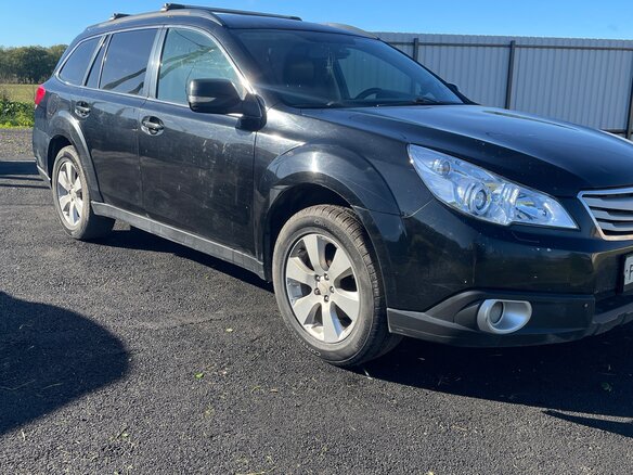 2009 Subaru Outback IV, чёрный, 850000 рублей - вид 2