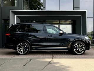 2019 BMW X7 M50d I (G07), чёрный, 6199000 рублей, вид 4