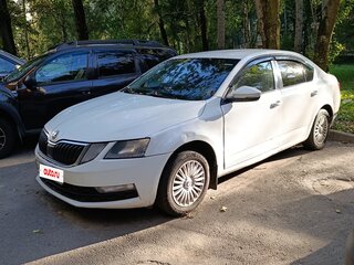 2020 Skoda Octavia III (A7) Рестайлинг, белый, 800000 рублей, вид 1