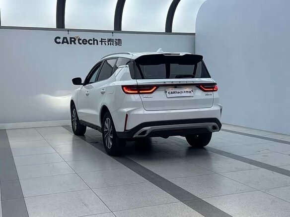 2021 Geely Vision X6 Pro, белый - вид 3