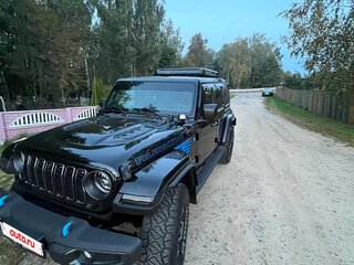 2022 Jeep Wrangler IV (JL), чёрный, 3820000 рублей, вид 4