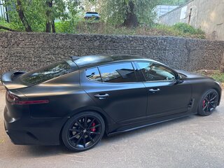 2022 Kia Stinger I Рестайлинг, чёрный, 3900000 рублей, вид 3
