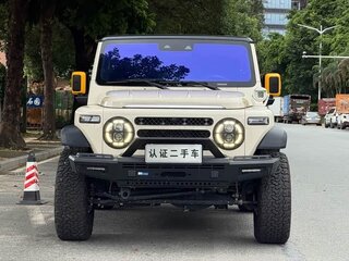 2024 212 T01, бежевый, 4050000 рублей, вид 2