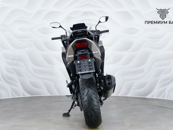 2026 Honda NT1100, золотистый, 2099000 рублей - вид 6