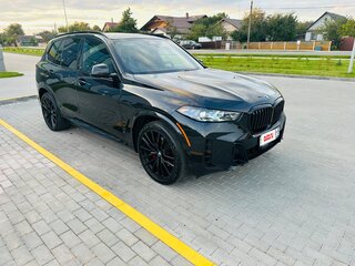 2025 BMW X5 40i IV (G05/G18) Рестайлинг, чёрный, 7999000 рублей, вид 3