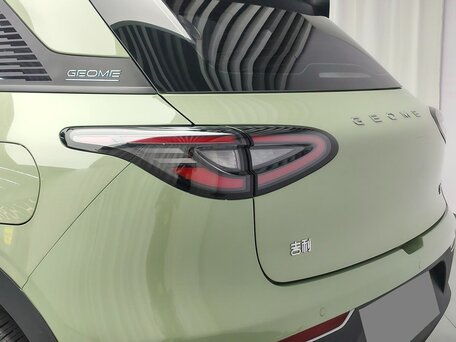 2025 Geely Geome Xingyuan 40.16 kWh, зелёный, 1833033 рублей, вид 5