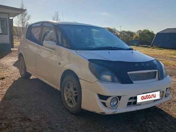 2002 Toyota Opa I Рестайлинг, белый, 380000 рублей - вид 2
