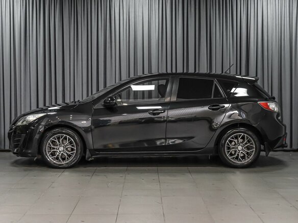 2010 Mazda 3 II (BL), чёрный, 999000 рублей - вид 4