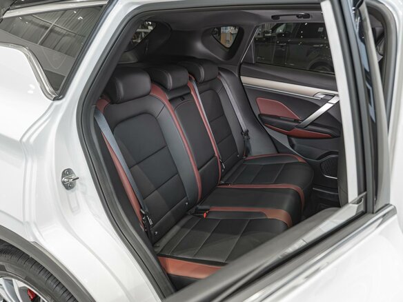 2023 Geely Coolray I, белый, 1930000 рублей - вид 12