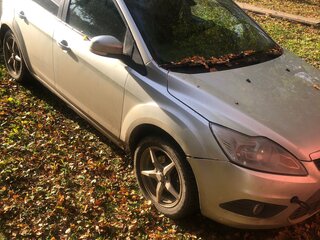 2008 Ford Focus II Рестайлинг, серебристый, 400000 рублей, вид 4