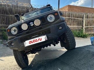 2021 Suzuki Jimny IV, серый, 4799000 рублей, вид 2