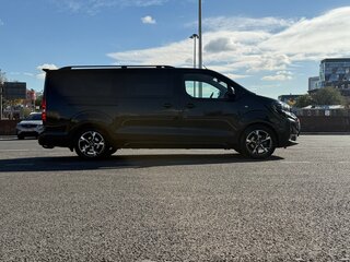 2025 Peugeot Traveller Long I Рестайлинг, чёрный, 5800000 рублей, вид 2