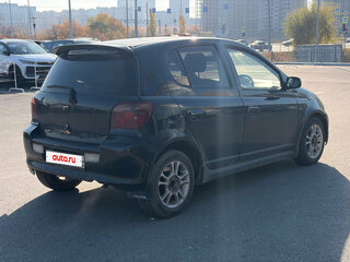 2001 Toyota Vitz I (P10), чёрный, 295000 рублей, вид 4
