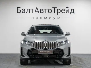 2025 BMW X6 40i III (G06) Рестайлинг, серый, 13990000 рублей, вид 4