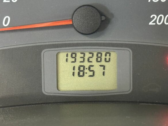 2005 Lada (ВАЗ) 2112, серый, 340000 рублей - вид 16