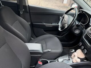 2015 Kia Rio III Рестайлинг, бежевый, 840000 рублей, вид 3
