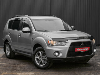 2009 Mitsubishi Outlander II Рестайлинг, серебристый, 1080000 рублей, вид 3