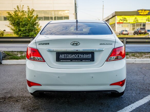 2015 Hyundai Solaris I Рестайлинг, белый, 1098000 рублей - вид 5