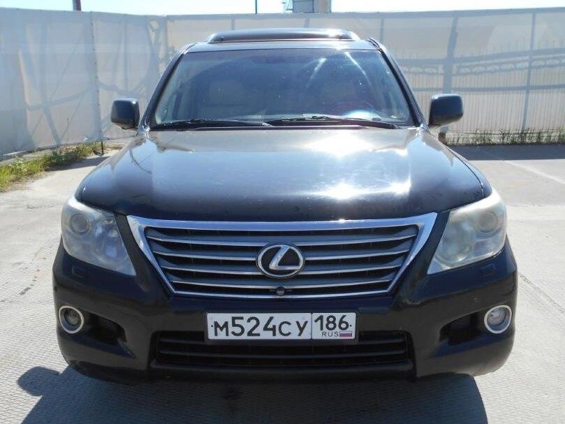 Открыть фотографии: Lexus LX III