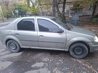 2010 Renault Logan I Рестайлинг, бежевый, 190000 рублей, вид 2