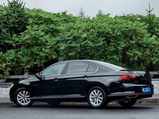 2022 Volkswagen Magotan B8 Рестайлинг, чёрный, 1690000 рублей, вид 3