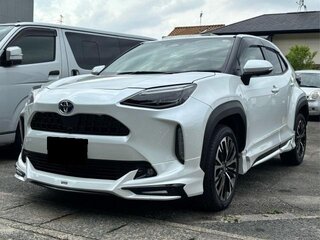 2022 Toyota Yaris Cross I, белый, 1432000 рублей, вид 2