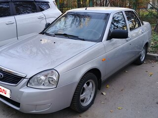 2017 Lada (ВАЗ) Priora I Рестайлинг, серебристый, 600000 рублей, вид 2