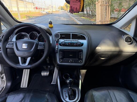2011 SEAT Altea Freetrack I Рестайлинг, белый - вид 14