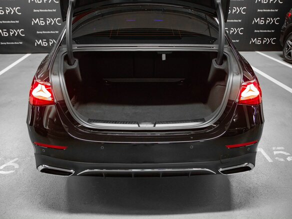 2025 Mercedes-Benz E-Класс 300 VI (W214, S214), чёрный - вид 26