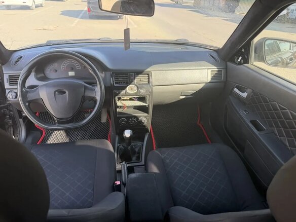 2012 Lada (ВАЗ) Priora I, чёрный, 350000 рублей - вид 2
