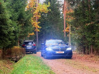 2020 BMW 5 серии 540i xDrive VII (G30/G31/G38) Рестайлинг, синий, 6100000 рублей, вид 2