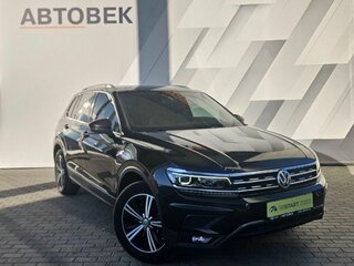 2019 Volkswagen Tiguan II, чёрный, 2480000 рублей, вид 2