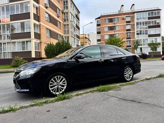 2017 Toyota Camry VII (XV50) Рестайлинг 2, чёрный, 2050000 рублей, вид 5